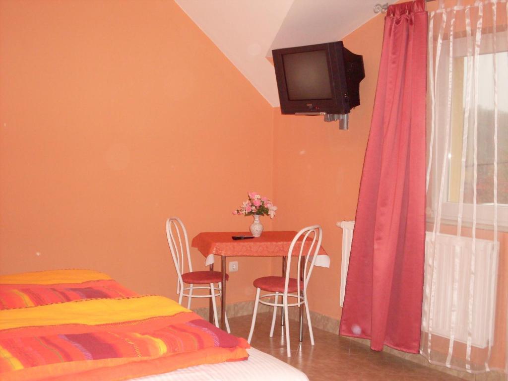 Éden Vendégház Miskolc Zimmer foto